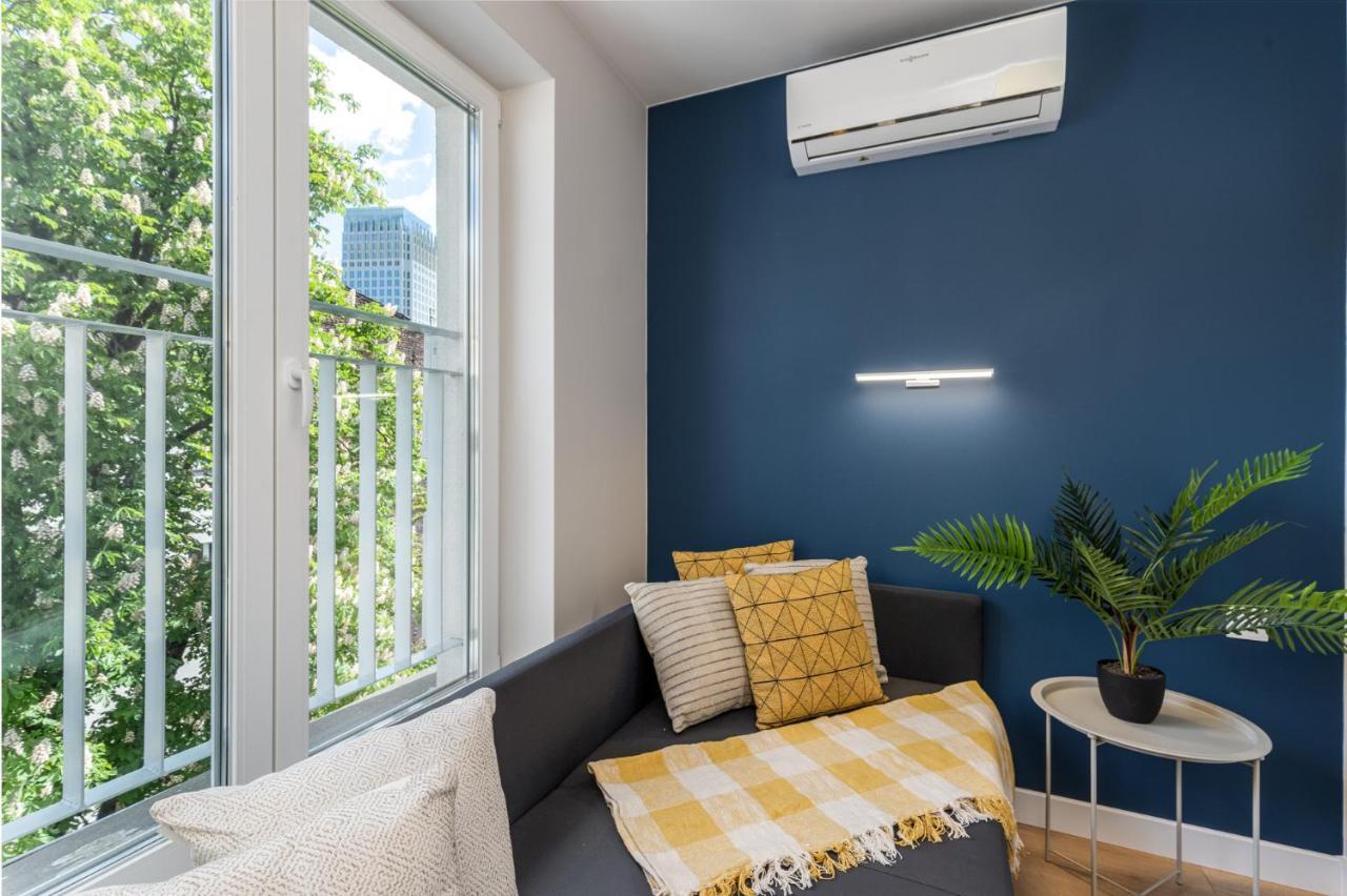 Smart Apartments - Old Town & Main Train Station - By Upstairs Krakow Bagian luar foto