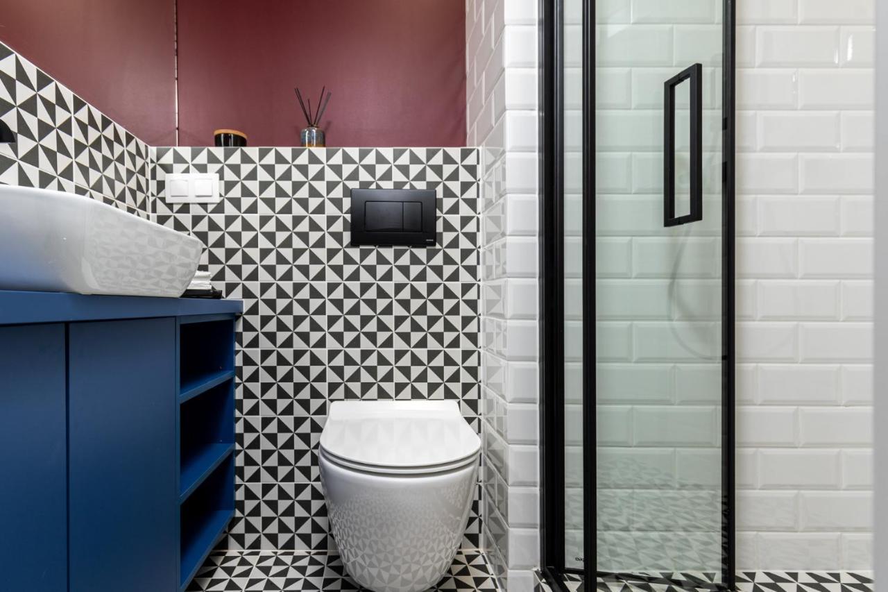Smart Apartments - Old Town & Main Train Station - By Upstairs Krakow Bagian luar foto