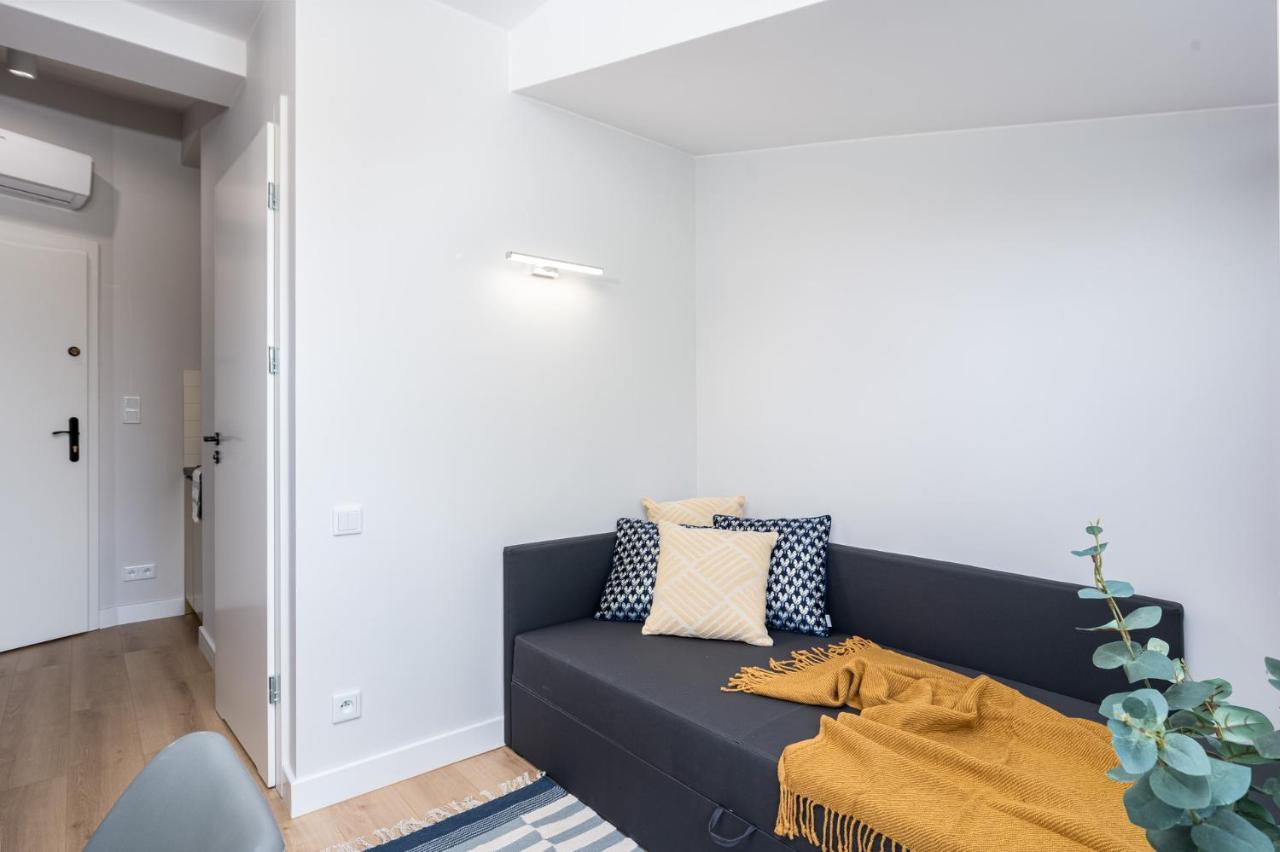 Smart Apartments - Old Town & Main Train Station - By Upstairs Krakow Bagian luar foto