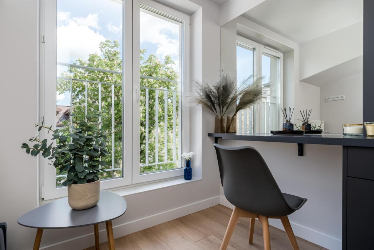 Smart Apartments - Old Town & Main Train Station - By Upstairs Krakow Bagian luar foto